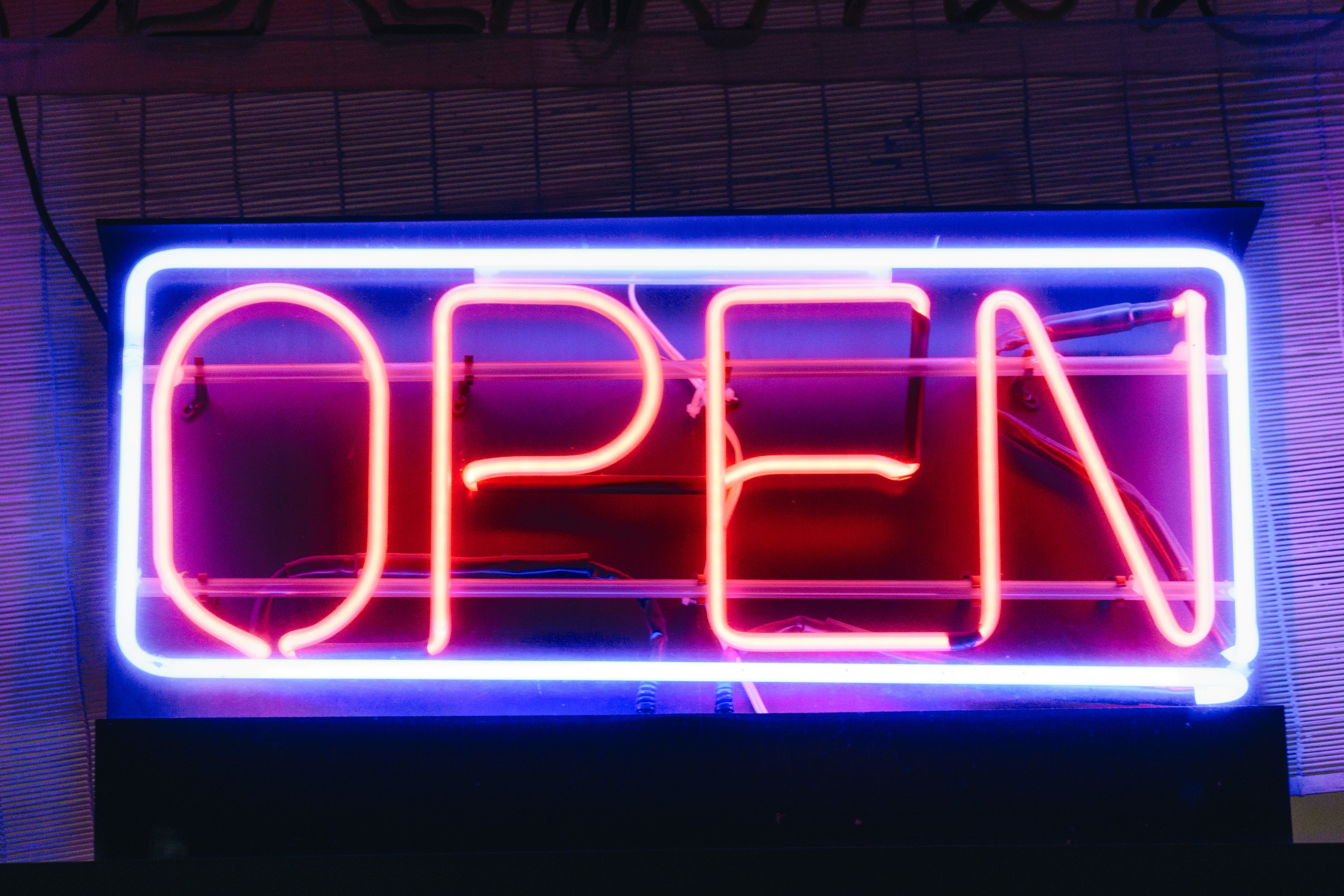 Classic neon open sign